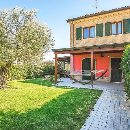 Beautiful Home In Porto Recanati With Wifi Exterior foto